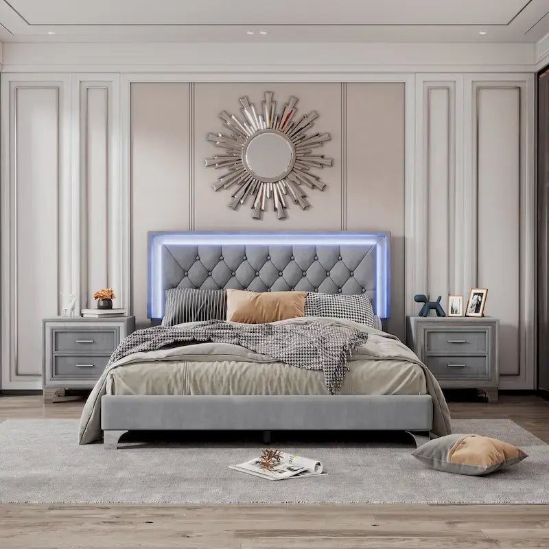 Lit plateforme rembourré Queen avec tête de lit capitonnée à LED