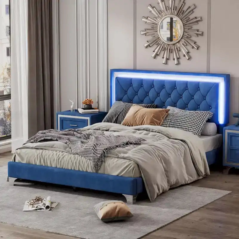 Lit plateforme rembourré Queen avec tête de lit capitonnée à LED
