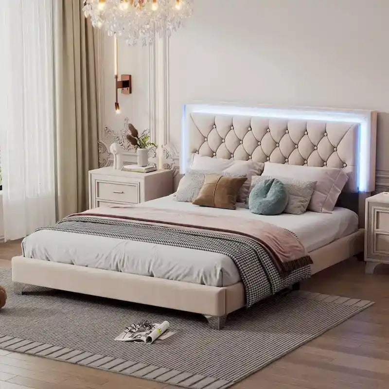 Lit plateforme rembourré Queen avec tête de lit capitonnée à LED