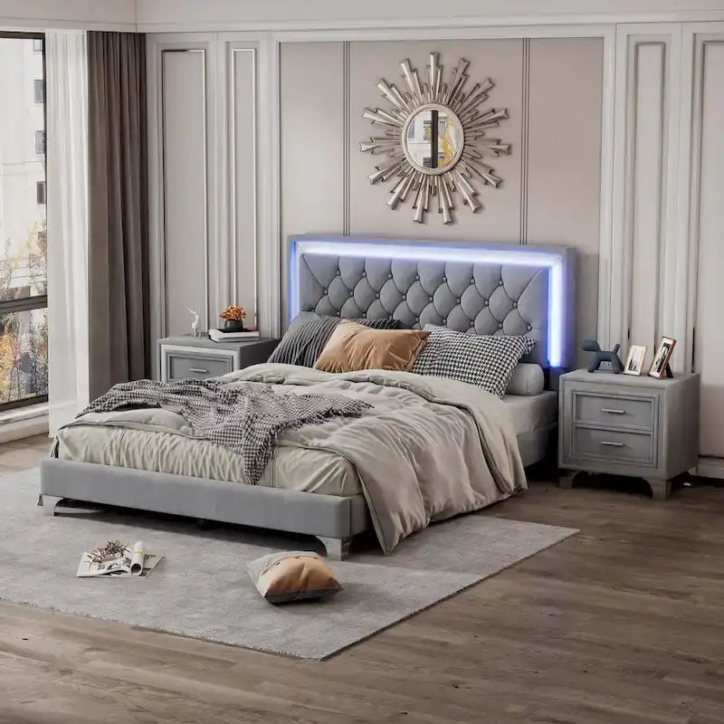 Lit plateforme rembourré Queen avec tête de lit capitonnée à LED