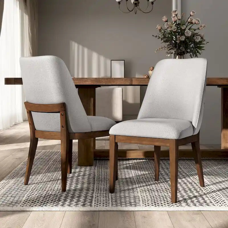Chaise de salle à manger arrondie en bois massif avec rembourrage capitonné